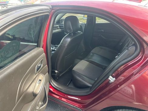 Used 2015 Chevrolet Malibu LT FWD image 11