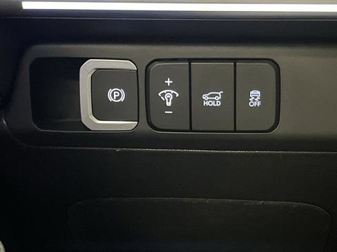 Used 2024 Hyundai Santa Fe Limited image 28