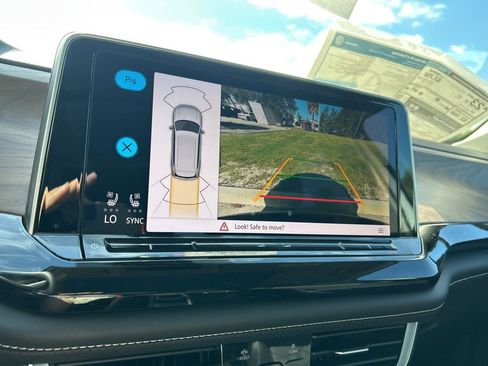 New 2026 Volkswagen Atlas SE image 30