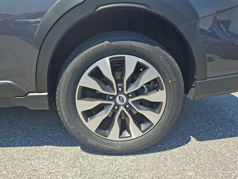 Certified 2024 Subaru Outback Touring XT AWD/4WD image 8