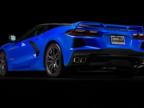 Used 2024 Chevrolet Corvette Stingray Preferred Conv w/ Z51 Performance Package RWD image 8