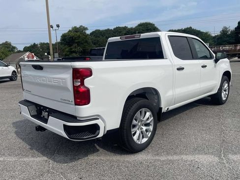 New 2026 Chevrolet Silverado 1500 Custom RWD image 3