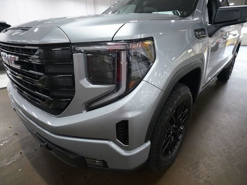 Used 2025 GMC Sierra 1500 Elevation w/ Preferred Package AWD/4WD image 22