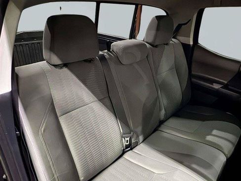 Used 2019 Toyota Tacoma SR5 RWD image 66