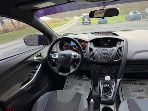 Used 2014 Ford Focus ST image 22