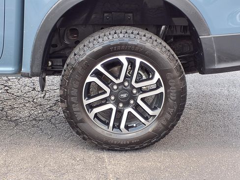 Certified 2025 Ford Ranger Lariat w/ FX4 Off-Road Package AWD/4WD image 10