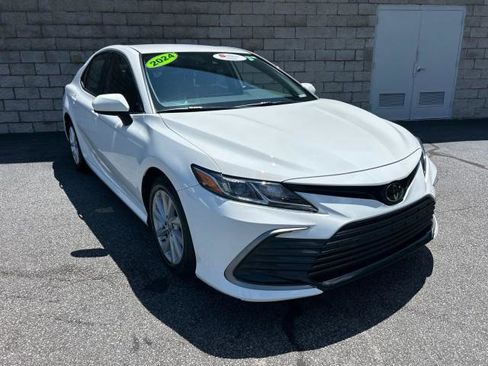 Certified 2024 Toyota Camry LE image 1