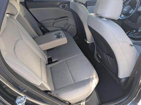 Used 2025 Kia Soul EX image 14