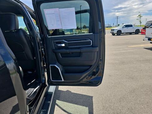 Used 2022 RAM 3500 Laramie AWD/4WD image 26