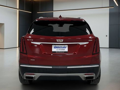 Used 2024 Cadillac XT5 Premium Luxury AWD/4WD image 5