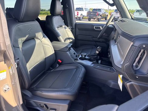 New 2026 Ford Bronco Outer Banks AWD/4WD image 11