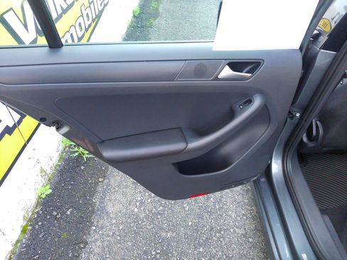 Used 2014 Volkswagen Jetta S FWD image 17