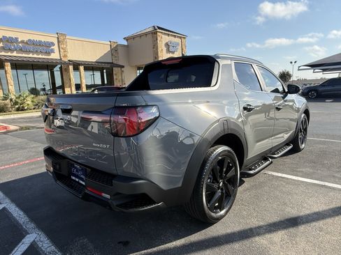 Used 2023 Hyundai Santa Cruz Night image 7