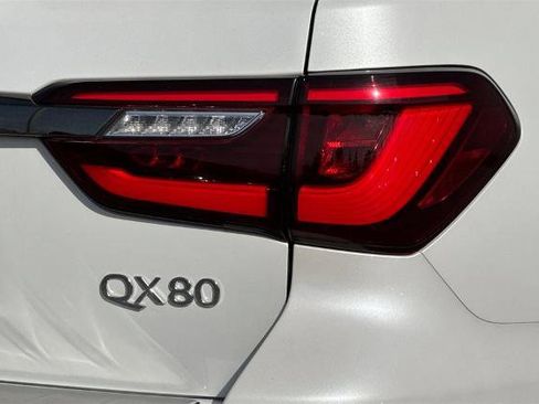 Certified 2024 INFINITI QX80 Premium Select w/ Cargo Package image 26