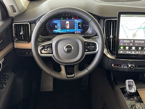 New 2026 Volvo XC90 T8 Plus AWD/4WD image 13