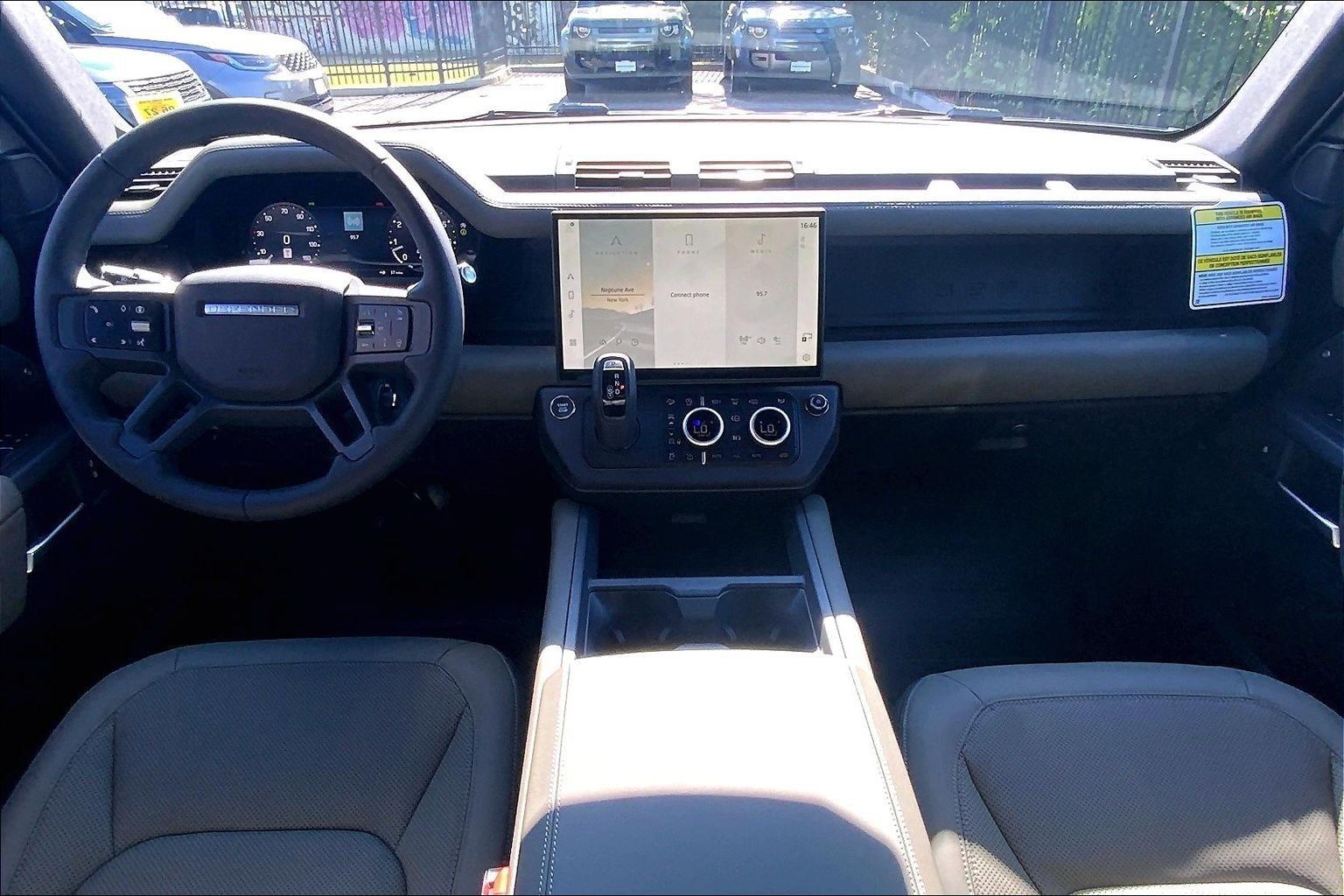 New 2026 Land Rover Defender 110 X-Dynamic SE AWD/4WD image 5