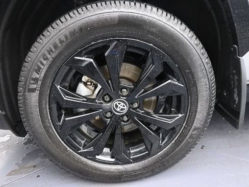 Used 2024 Toyota RAV4 SE AWD/4WD image 21