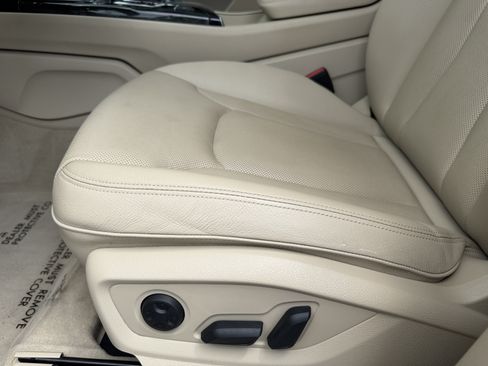 Used 2018 Audi Q7 3.0T Prestige AWD/4WD image 22