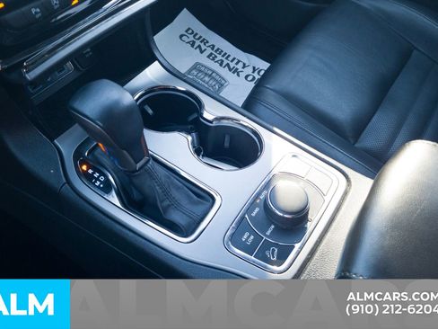 Used 2019 Jeep Grand Cherokee Limited X image 31