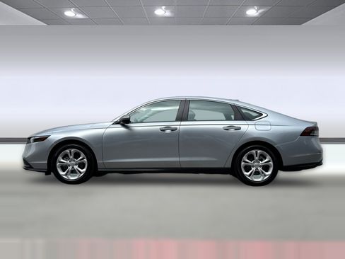 Certified 2025 Honda Accord LX image 2