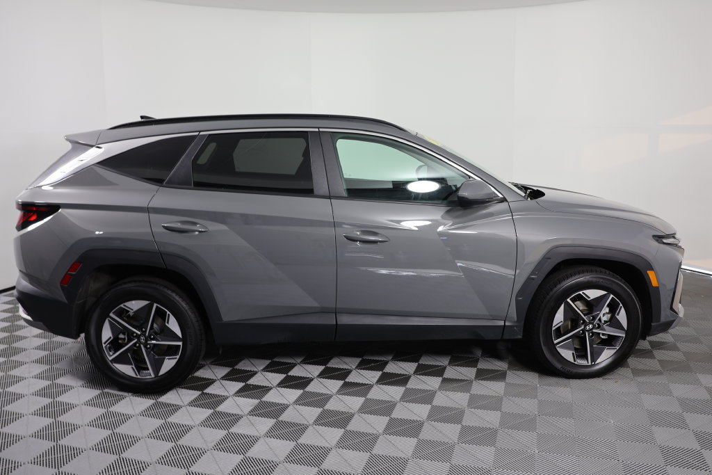 Used 2025 Hyundai Tucson SEL AWD/4WD image 9
