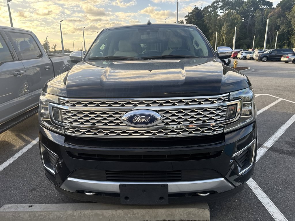 Used 2019 Ford Expedition Max Platinum AWD/4WD image 3