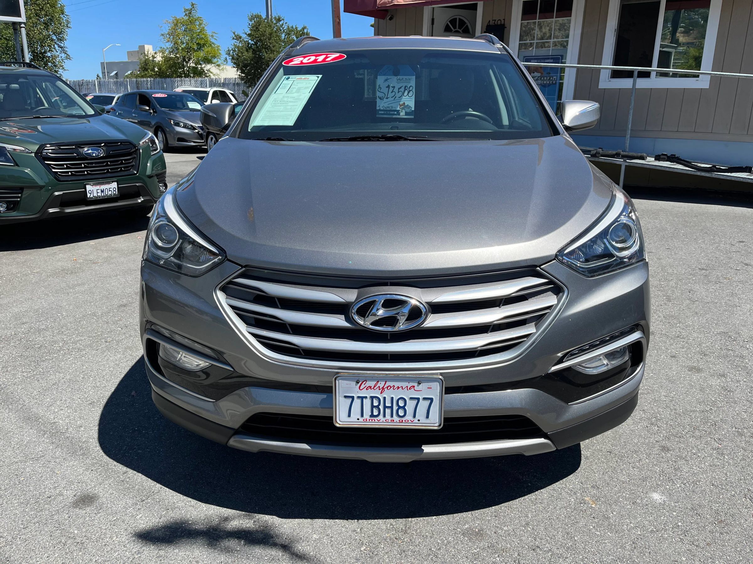 Used 2017 Hyundai Santa Fe Sport FWD image 3