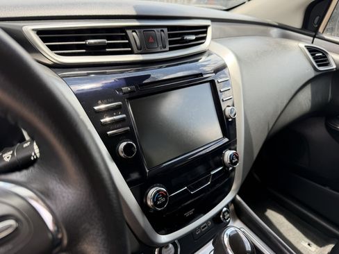 Used 2024 Nissan Murano SV AWD/4WD image 15