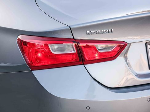 Used 2024 Chevrolet Malibu LS FWD image 7