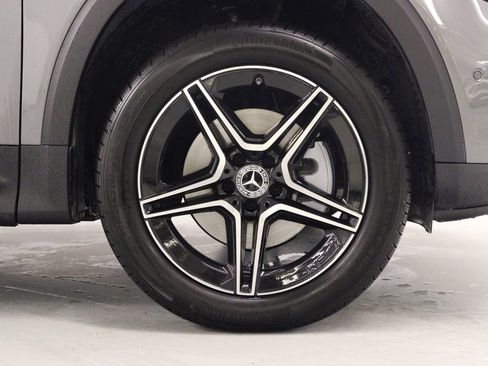 New 2026 Mercedes-Benz GLB 250 4MATIC image 7
