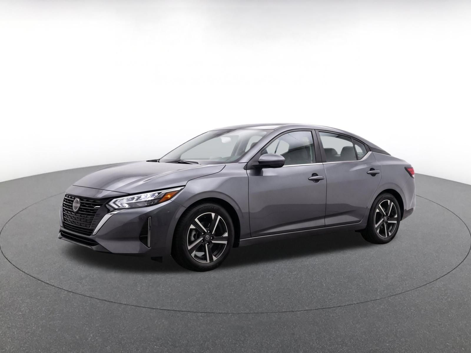 Used 2025 Nissan Sentra SV FWD image 3
