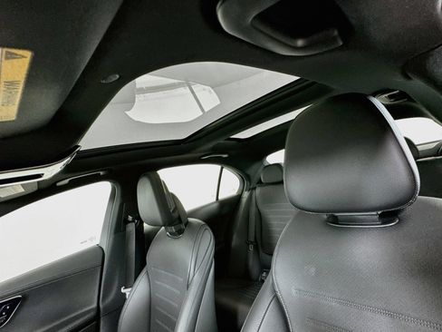 Used 2024 Mercedes-Benz C 300 Sedan image 24