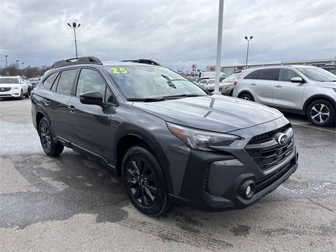 Used 2025 Subaru Outback Onyx Edition image 1