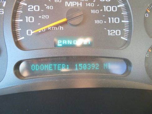 Used 2004 GMC Sierra 2500 SLE w/ Skid Plate Package image 22