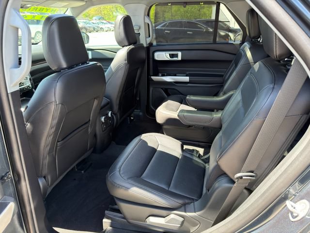 Used 2022 Ford Explorer Limited w/ Hybrid Equipment Group 310A AWD/4WD image 15