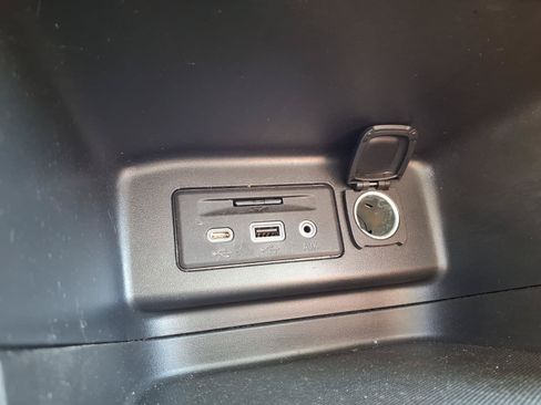 Used 2022 Chevrolet Equinox LT FWD image 7
