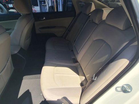 Used 2016 Kia Optima LX FWD image 9