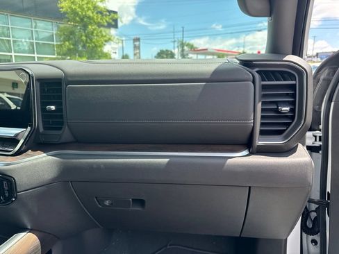 New 2026 GMC Sierra 1500 SLT w/ SLT Premium Plus Package AWD/4WD image 23