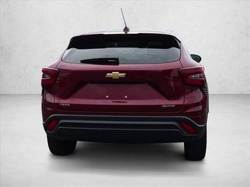 Certified 2024 Chevrolet Trax LS FWD image 7