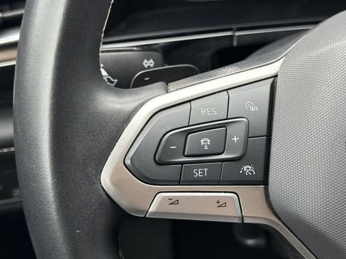Used 2024 Volkswagen Atlas SE AWD/4WD image 22