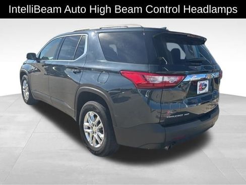 Certified 2020 Chevrolet Traverse LT w/ Driver Confidence II Package image 6