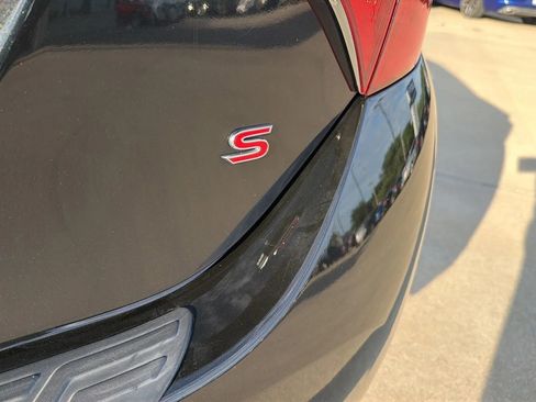 Used 2016 Toyota Corolla S FWD image 32