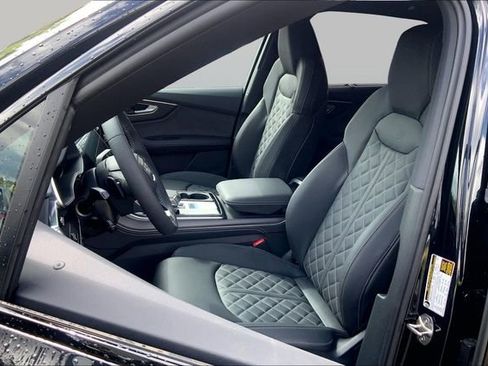 New 2026 Audi SQ7 Premium Plus AWD/4WD image 8