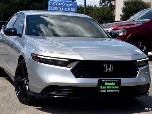 Used 2025 Honda Accord Sport image 2