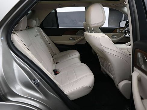 Used 2022 Mercedes-Benz GLE 350 image 41