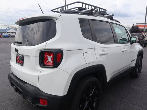 Used 2017 Jeep Renegade Altitude AWD/4WD image 27