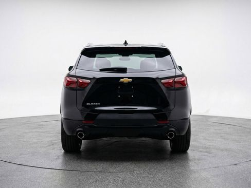 Used 2025 Chevrolet Blazer LT FWD image 7