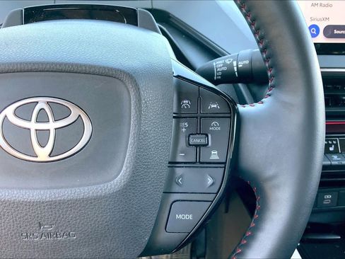 Used 2024 Toyota Prius Prime FWD image 25