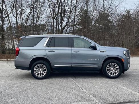 Used 2022 GMC Yukon Denali image 2