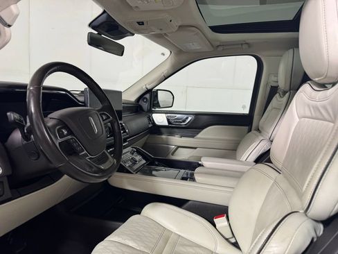 Certified 2023 Lincoln Navigator Black Label AWD/4WD image 35